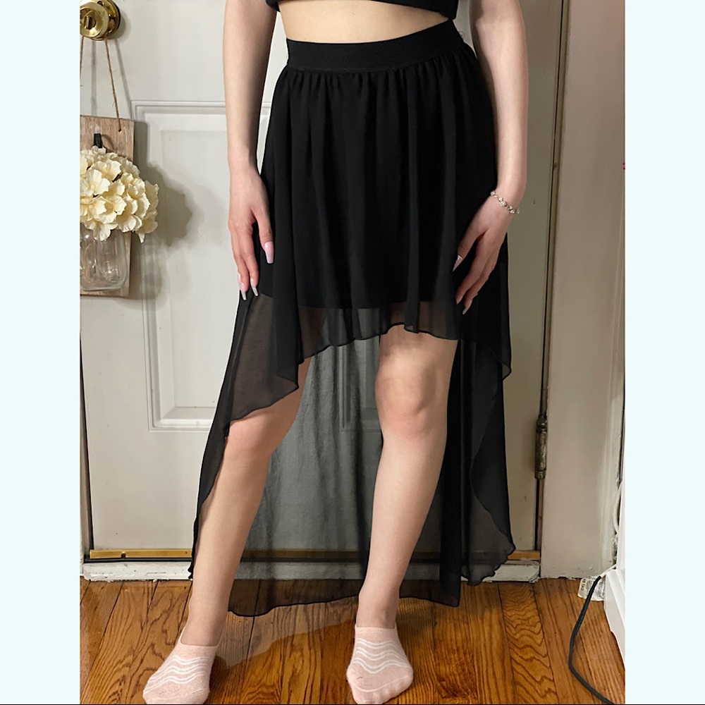 Forever21 Black Chiffon High-Low Skirt ♡︎ - Picture 2 of 4